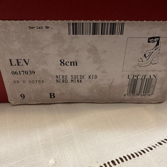 salvatore ferragamo platform heels - Picture 5 of 7